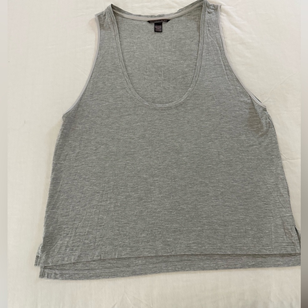 Victoria’s Secret Gray Scoop Neck Tank Top Lounge Sleepwear - Size L